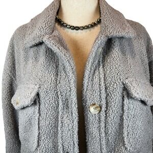 Chunky Sherpa Shacket Womens M Gray Oversized Layering Top Neutral Staple Lounge